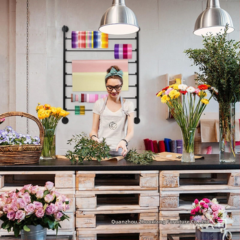 Επιτοίχιο μεταλλικό ράφι επίδειξης σατινέ, επτά στρώσεις, για κορδέλες και περιτυλίγματα; Πολυ-λειτουργικό, εγκατάσταση με βίδες; κατάλληλο για αποθήκευση κορδελών, περιτυλίγματος και μεταξωτών φουλαριών.