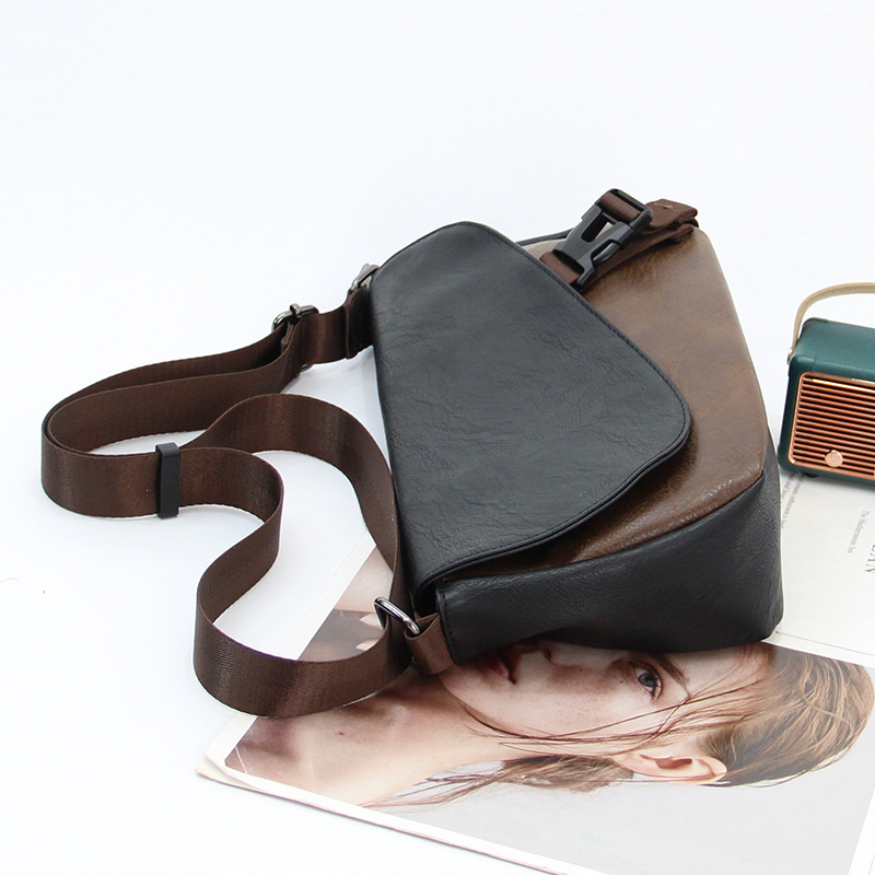 Vīriešu pleca soma - minimalistisks horizontālais dizains, retro pilsētas stils; PU materiāls, poliestera odere, vienkrāsains raksts; ultralēta, izturīga pret nolietojumu