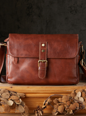 Vīriešu ādas plecu soma, pirmās kārtas liellopa āda, poliestera odere, Simple & nature