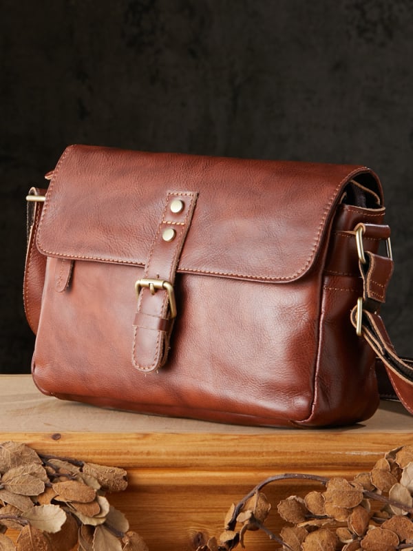 Vīriešu ādas plecu soma, pirmās kārtas liellopa āda, poliestera odere, Simple & nature