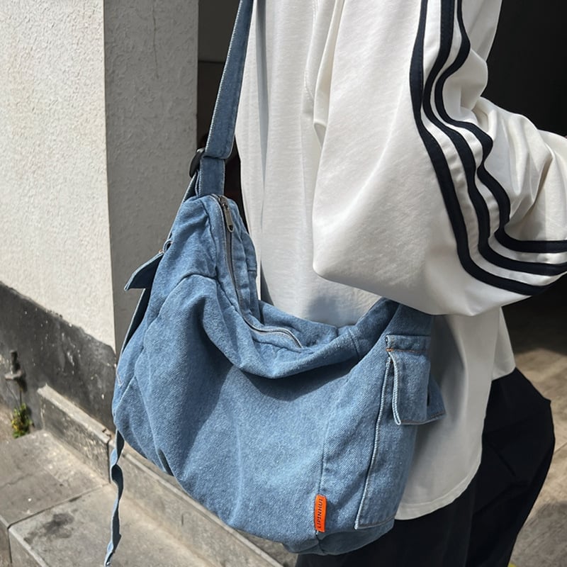 Válltáska denim anyagból, vízszintes négyzet alakú forma, friss és édes stílus, cipzár, poliészter bélés, belső cipzáros zseb