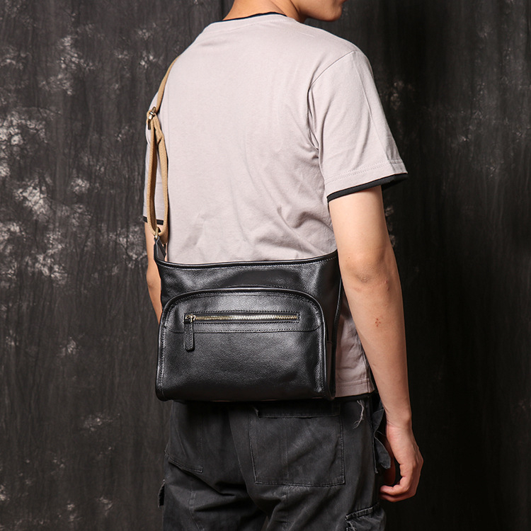 Férfi street-stílusú crossbody táska valódi bőrből, nagy kapacitás, terheléscsökkentő dizájn