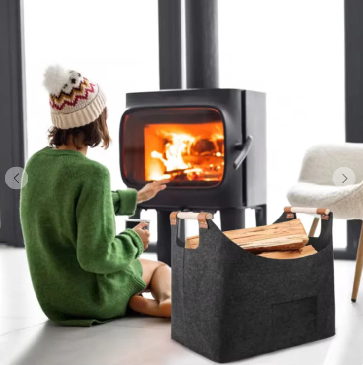 Filcből készült tűzifa hordtáska, modern minimalist stílusú tároló