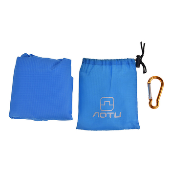 Piknika paklājs, ūdensizturīgs un smilšu izturīgs, saliekams un pārnēsājams, modelis AT6238, no 210D plaid auduma, 1–2 personām, svars 168 g