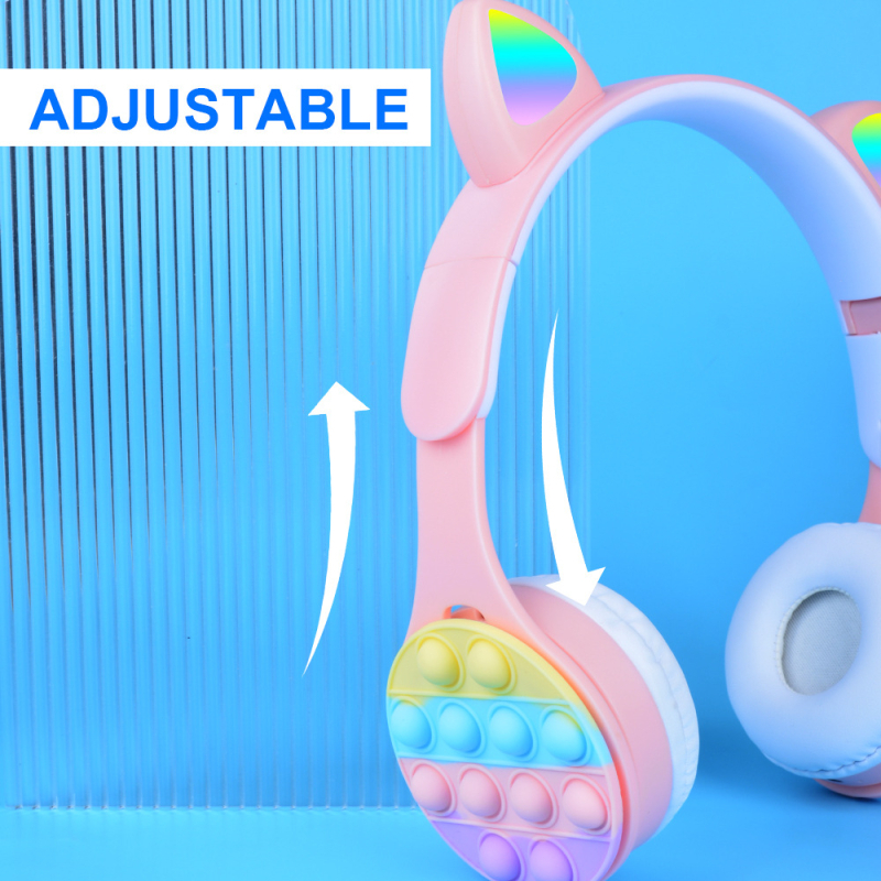 M6 ausinės su katės ausimis Bluetooth, LED apšvietimas, stereo garsas su giliu basu, microSD kortelės lizdas; Bluetooth 5.0, 10 m diapazonas, veikimo laikas 4–8 valandos