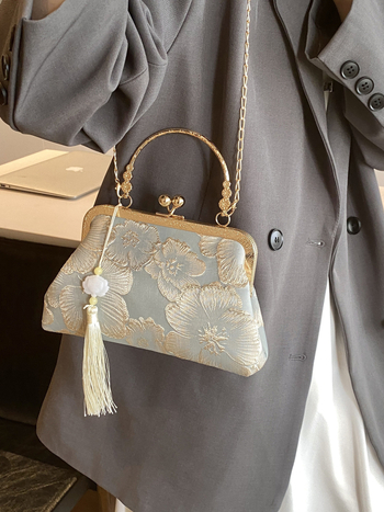 Μεταξωτή τσάντα τύπου κλιπ, κινεζικός μοτίβος σε στυλ chinoiserie, οριζόντιο τετράγωνο σχήμα, θήκη για κινητό