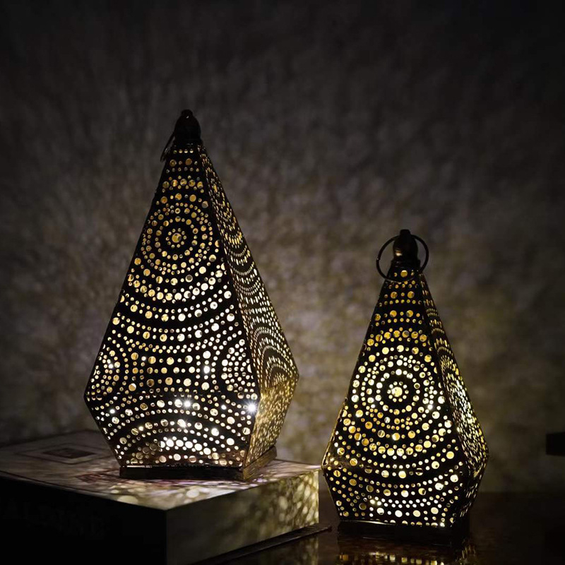 LED marokanski vintage geometrijski željezni svijećnjak-lampa
