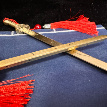 Varinis septynių žvaigždžių kardas – namų dekorui, taoistinis instrumentas