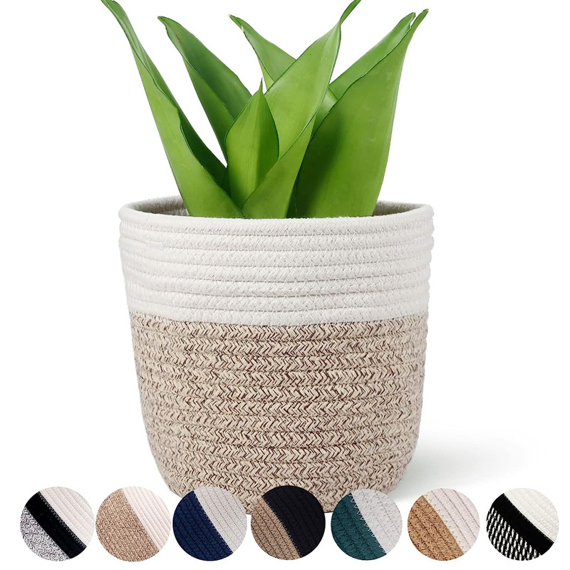 Rankomis austas augalinių pluoštų vazonas – biodegraduojantis, atsparus korozijai, taupo vandenį; skirtas staliniam, grindų ar kombinuotam naudojimui.