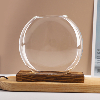 Biuro stalo vaza hidroponiniam vandens auginimui, stiklas pūtimas, poliruotas paviršius, šiaurietiškas minimalistinis stilius, geometrinis dizainas