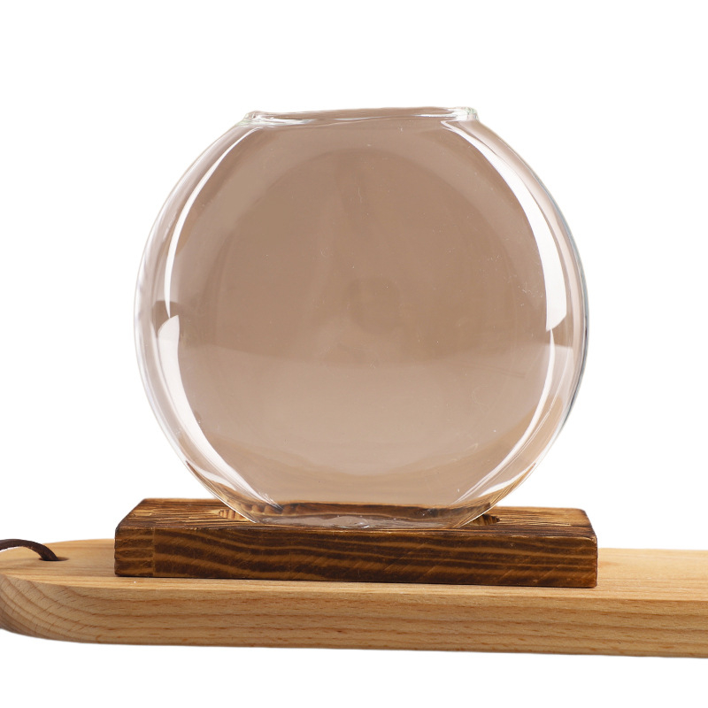 Biuro stalo vaza hidroponiniam vandens auginimui, stiklas pūtimas, poliruotas paviršius, šiaurietiškas minimalistinis stilius, geometrinis dizainas