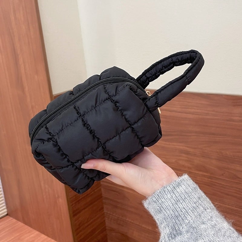 Poliesterinis makiažo ir raštinės maišelis, horizontalaus kvadrato formos, užtrauktukas, vidinė kišenė mobiliam telefonui, miesto minimalistinis stilius