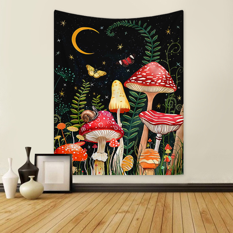 Sieninis gobelenas: Fantazijos grybų augalų raštas su drugeliais ir mėnuliu — miegamojo sienai dekoras, poliesterio pluoštas, 100% turinys, mašininiu audimu, stačiakampė forma