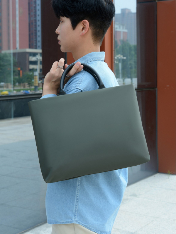 Nailoninė nešiojamojo kompiuterio nešas verslo poreikiams, atspari smūgiams ir išplėtus dizainą, poliesterio išorė, neiloninė įdėklas, 2024 m. vasaros modelis