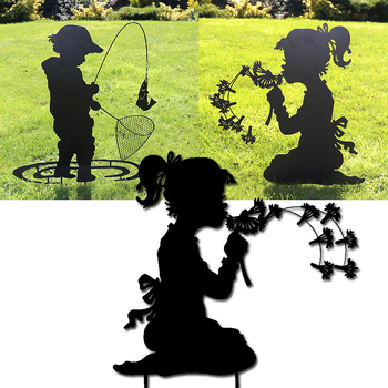 Fém kerti sziluett: pitypang lány és halászó fiú, pastórális stílusú kültéri szobor