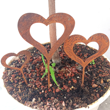 Градинска скулптура от ковано желязо, три части, любовен силует, за саксии, външна употреба