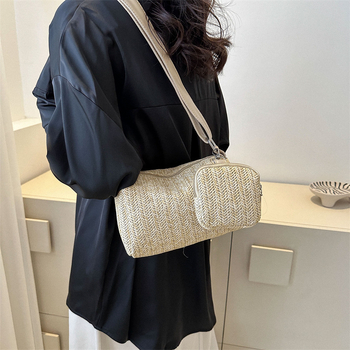 Τσάντα ώμου από πλέξη ύφασμα – στυλ μαξιλαράκι, σχήμα μαξιλάρι, φερμουάρ, άνοιξη 2023