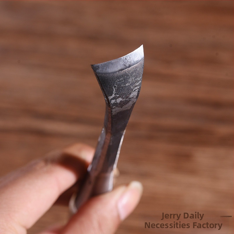 Medienos drožybos peilis – rankinis įrankis drožybai, šaukštinio pavidalo duobėms, šaknų drožimas, apvalus ašmenys