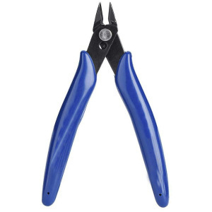 Πένσες διαγώνιου κόψιμο βιομηχανικού τύπου για ηλεκτρονικά, λοξές γνάθες, βάρος 0,08 кг, μήκος κεφαλής 1