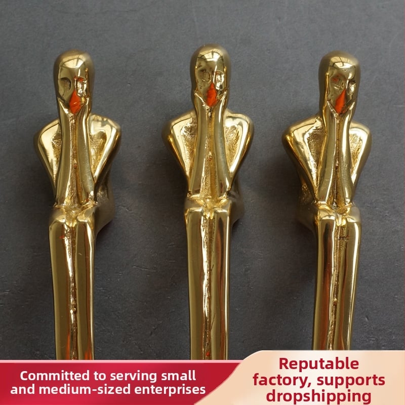 Thinker žalvarinė rankenėlė spintoms, durims ar stalčiams — lengvas prabangos stilius, modelis SKZLSS001