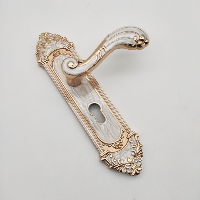 Vidaus durų spyna, Europos stiliaus medinių durų rankenų spyna, modelis T811, medžiaga mangano plienas panelė + aliuminio lydinio rankena, panelės skylčių atstumas 180 mm, prekinis ženklas Ming Baocheng