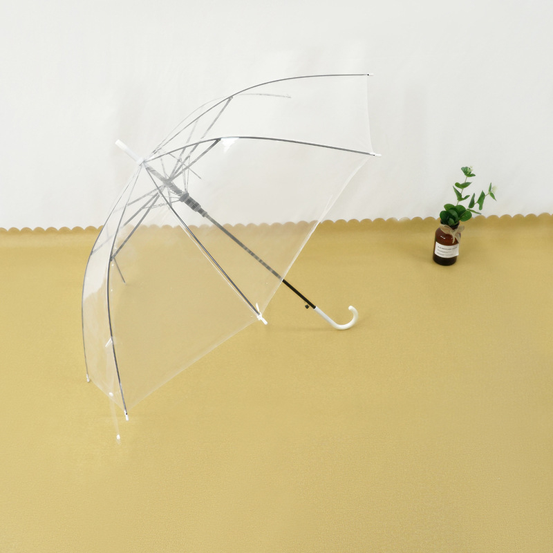 Skaidrus skėtis studentų bendrabčiui, šiuolaikiškas minimalistinis dizainas su ilga kotu, plastikinis gaubtas, 8 plieninės skėčių šakos, rankinis atidarymas, logotipo pritaikymas