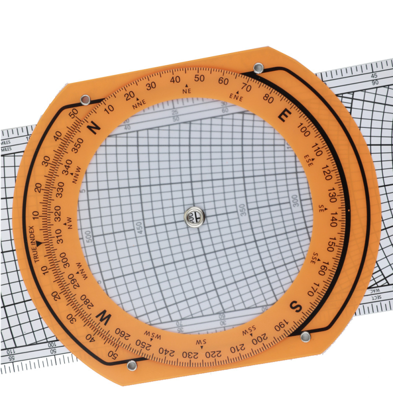 Plastično letno pravilo za obuku u civilnom zrakoplovstvu, s okretnom pločom za mjerenje smjera; pilotsko pravilo za vojno pilota