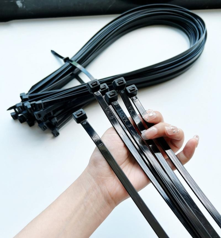 Nailoninės savisraukiančios kabelių dirželiai, nacionalinis standartas, V-0 atsparumas ugniai, 10 vnt. komplektas