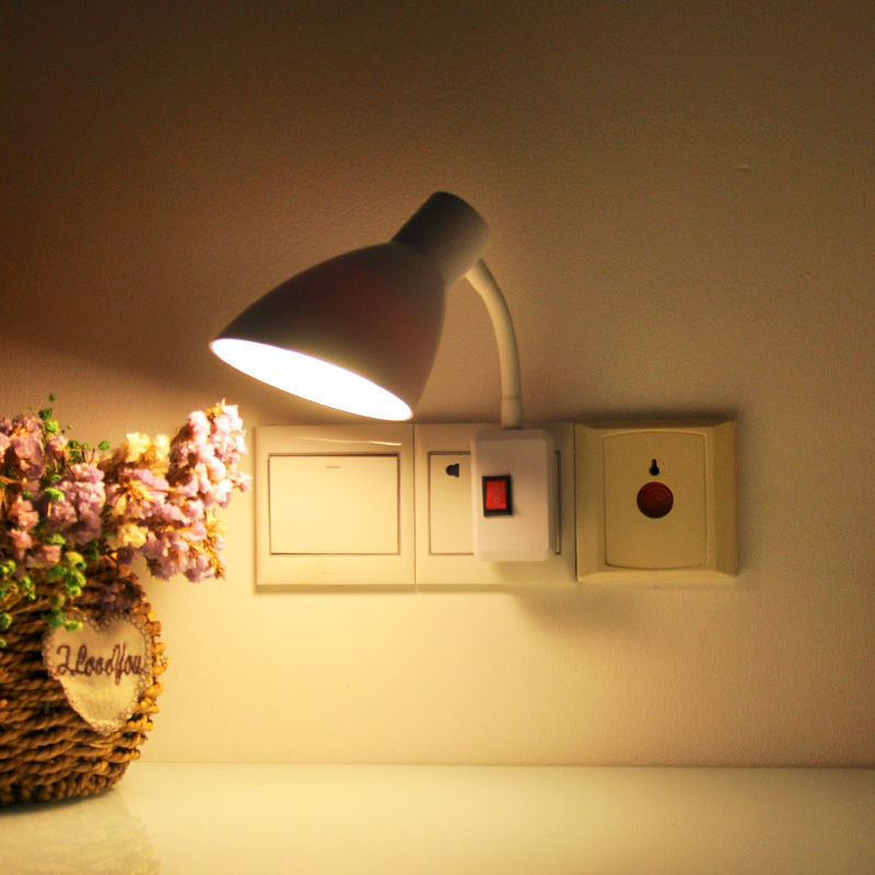 LED energetski štedljiva zidna lampa za spavaću sobu sa utičnicom i gumbastim prekidačem, noćna svjetiljka sa sjenilom