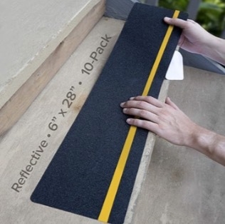 Λαμπερή αντιολισθητική ταινία σκάλας με υψηλής ιξώδους κόλλας πολυουρεθάνης, υπόστρωμα PET/PVC, πάχος 0,83 мм, για προειδοποίηση σε δημόσιους χώρους