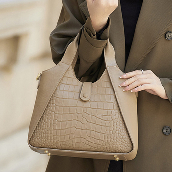 Γυναικεία τσάντα από δέρμα κορυφαίας στρώσης, αστικός μινιμαλιστικός στυλ, μεγάλη χωρητικότητα, μαγνητικό κλείσιμο, εσωτερική τσέπη με φερμουάρ