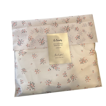 Drabužių dovanų maišeliai, matiniai skaidraus plastiko maišeliai su gėlių raštu, plokščio atidarymo, dvigubo sluoksnio storis 12, rankenos ilgis 50