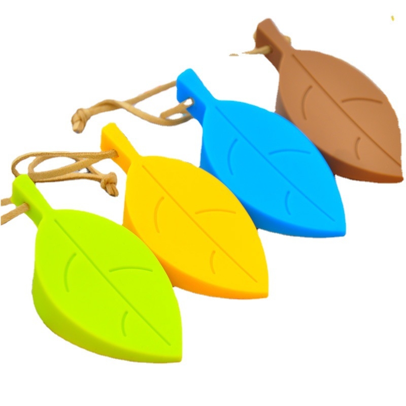 Силиконов дверен упор под формата на лист, карикатурен дизайн, защита против притискане на пръсти за деца