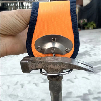 Κρεμάστρα σφυρών για εργαλεία ξυλουργικής