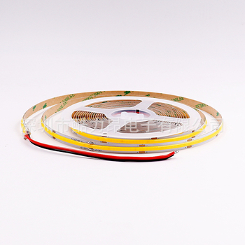 COB LED juosta, 384 LED, CRI 90, Įvestis 12–24V, 12 W/m, 180° šviesos spindulys