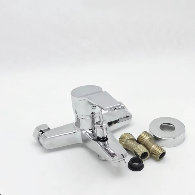 Įmontuojamas sieninės trišakės dušo maišytuvo su paslėptu maišytuvu, cinko lydinio korpusas, keramikinis vožtuvas, 0–90°C, 0,8 MPa