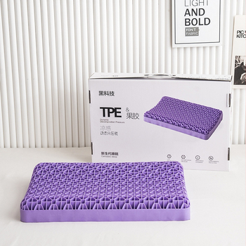 Stačiakampė pagalvė su TPF gelio užpildymu ir 100% poliesterio danga, skirta kaklo stuburo palaikymui; skalbiama, 2.4 kg, vienam naudotojui.