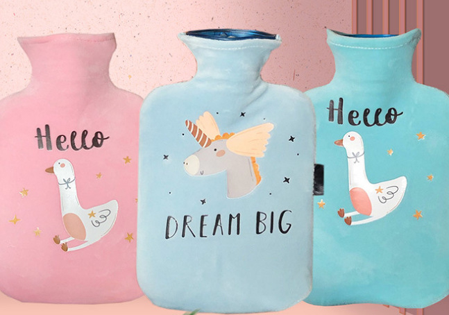 Ηλεκτρική γούνινη θερμαντική σακούλα με καρτούν εκτύπωση και λογότυπο με καυτό τύπωμα; εκτύπωση καυτής σχεδίασης; κατάλληλη για ρούχα.