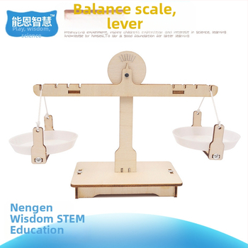 Drvena DIY vaga za djecu – edukativna STEM igračka iz fizike za uzrast 7–14 godina