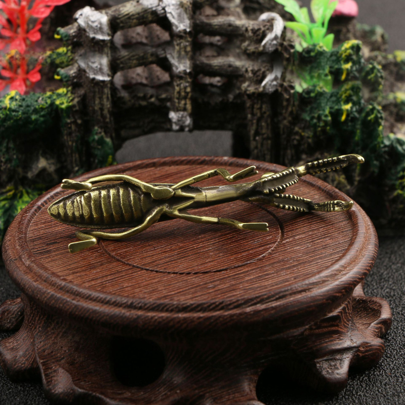 Sárgaréz imádkozó sáska tea-pet díszfigura - öntőminta, kínai stílus, állatfigura, márka Ancient Bronze