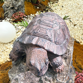 Градинска статуя костенурка от смола за външен двор, карикатурен стил, опакована в картон.