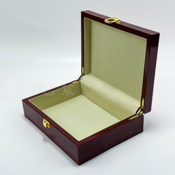 Drvena kutija za darove, materijal: Blank, prilagodljiva marka, licencirane privatne marke: da, uključuje kutiju i torbu za darove, poklon pakiranje