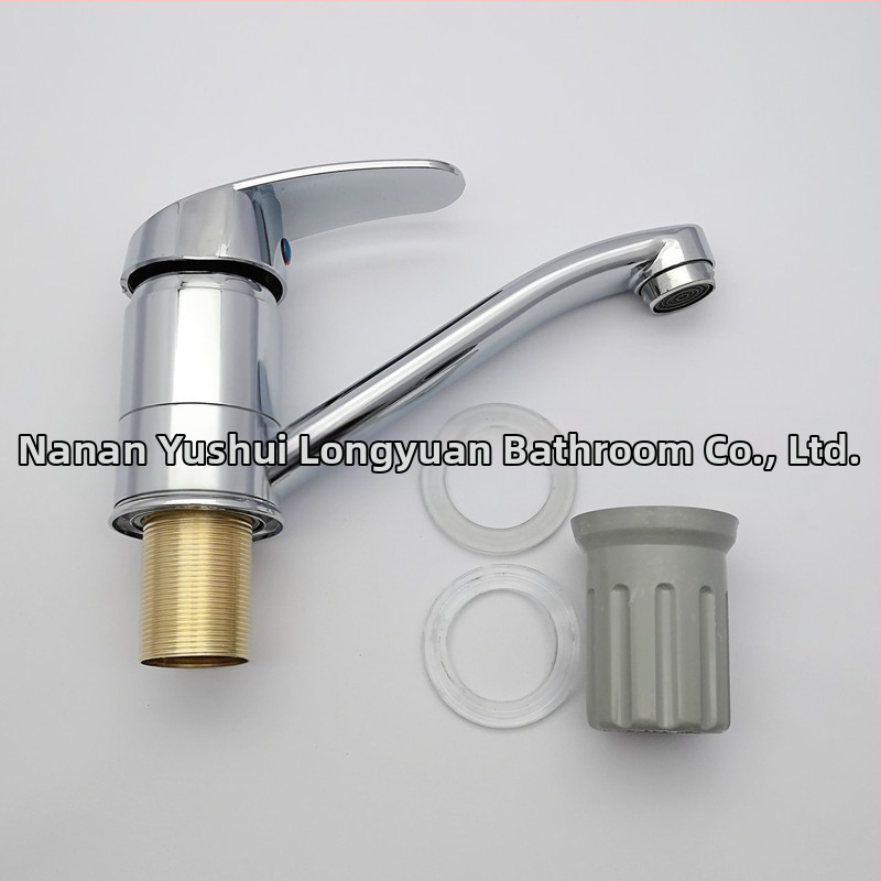 Vandens vonios plautuvės maišytuvas, cinko lydinys, darbinė temperatūra 90°C, nominalus slėgis 0,8 MPa, modelis XGJ-0224