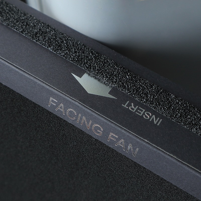 Element filtrant pentru purificatorul de aer Blueair seria 201/203; elimină formaldehidă și PM2.5; pentru uz casnic, potrivit pentru 51–100 m²; greutate 1.25 kg.