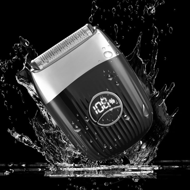 Електрическа самобръсначка с подвижна глава и регулиране на ъгъла на острието; LED дисплей, вградена батерия 500–800 mAh, автономия до 120 минути