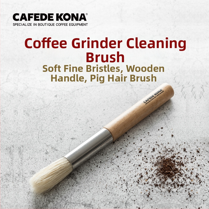 Čistiaca kefa na kávový mlynček s drevenou rukoväťou a nerezovými časťami