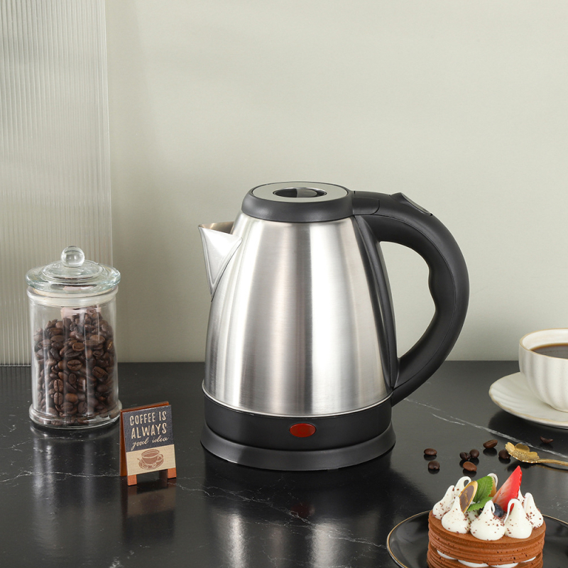 Ηλεκτρικός βραστήρας από ανοξείδωτο χάλυβα, συμβατός με 127V/220V/110V, χωρητικότητα 1-2 L, ισχύς 1500-2000 W, θέρμανση σε 4-6 λεπτά