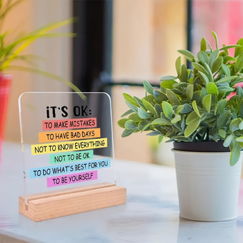 Акрилна кристална табелка – печатна изработка; подходяща за промоционални и почетни подаръци, за пътуващи сувенири, завършване и празник за нов дом.