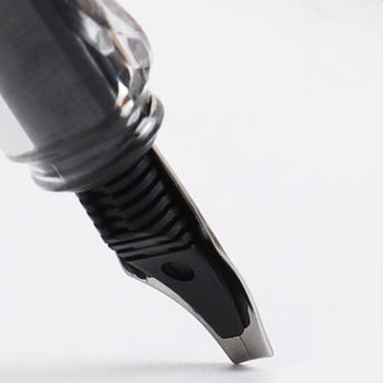 Πένα με μύτη τύπου duckbill για τέχνη και καλλιγραφία - Πλαστικό περίβλημα, ακμή από ανοξείδωτο ατσάλι με επίχρυση ιριδίου, Σύστημα τροφοδοσίας μελάνης 3.4, Μοντέλο 879, PP σακούλα