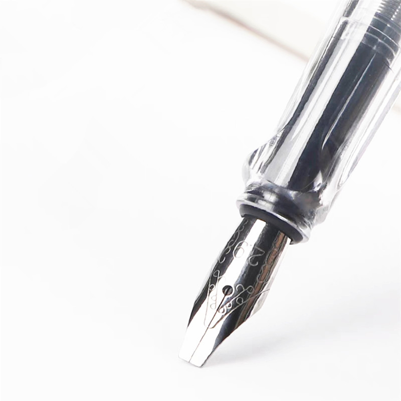 Duckbill típusú toll művészethez és kalligráfiához - műanyag tok, hegy rozsdamentes acélból + irídium arany bevonattal, tintaellátó rendszer 3.4, modell 879, PP zacskó